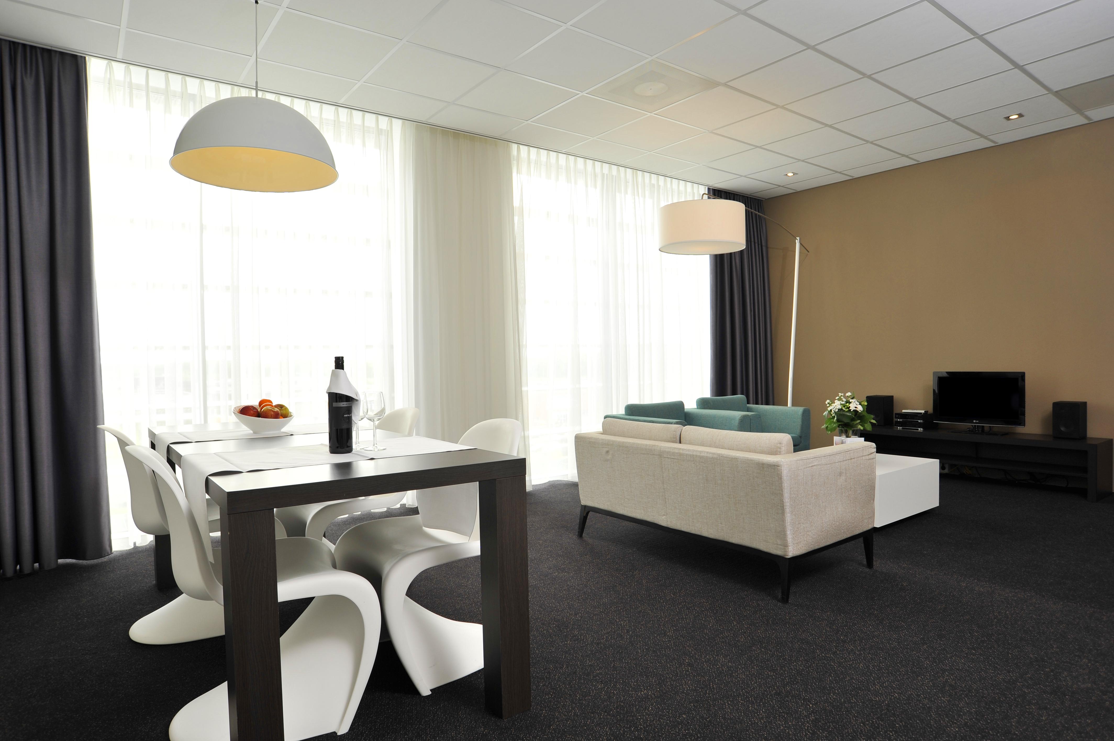 Fletcher Hotel-Restaurant Parkstad- Zuid Limburg Керкраде Екстер'єр фото